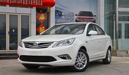 趁热打铁推新车 新能源汽车扎堆赴会