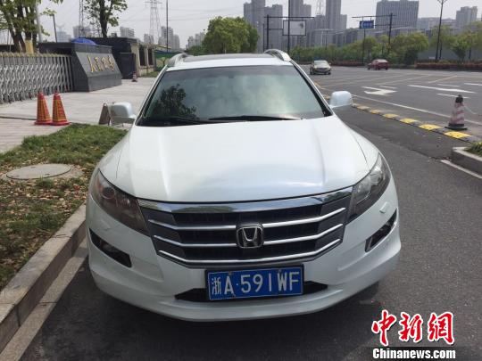 杭州一汽车租赁公司被人骗走31辆豪车4年寻回28辆