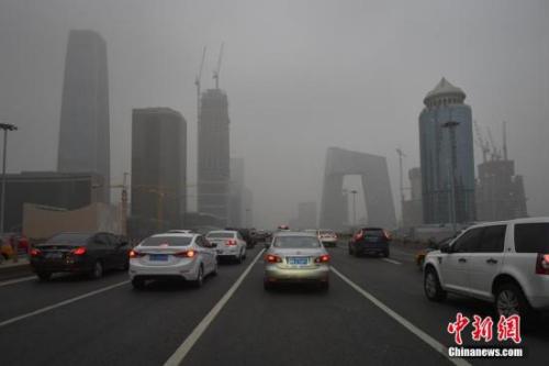 北京环保局：明年1日起实施“京六”燃油标准