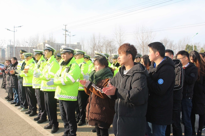 金寨县举行2018年春运道路交通安全管理启动