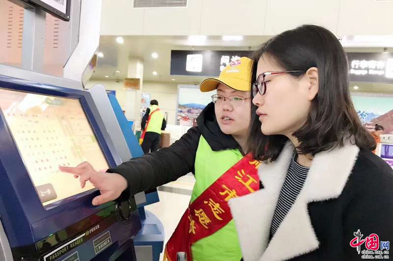 云南机场集团春节黄金周期间运送旅客139.74