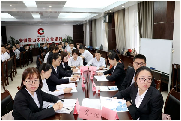 霍山农商银行组织开展柜面业务风险防范及反洗