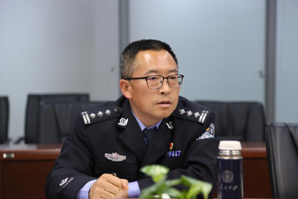 扫黑除恶进行时:昆明西山公安分局举行专项斗争座谈会