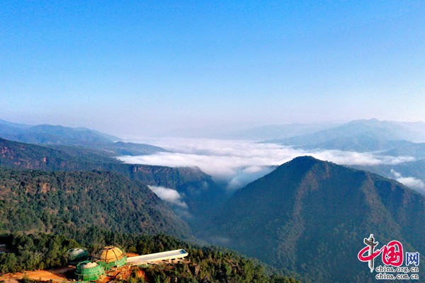 云南景谷县白马山"火星部落"建设进入扫尾阶段