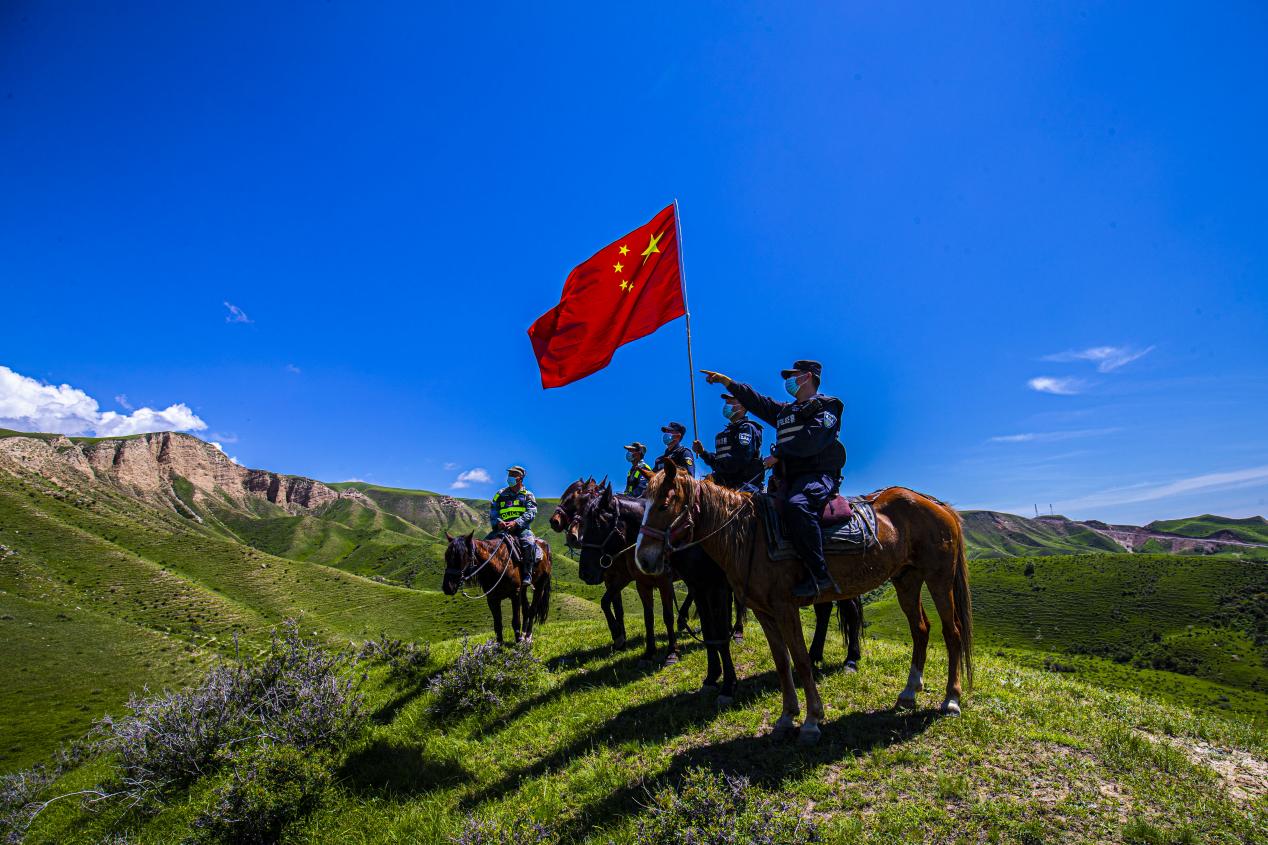 新疆伊犁边境巡逻