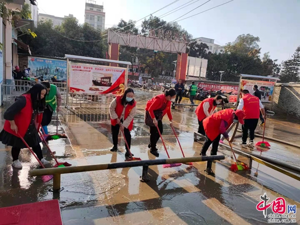 通过年初制定集中学习安排表,按照每周四开展1次集中学习,每季度开展1