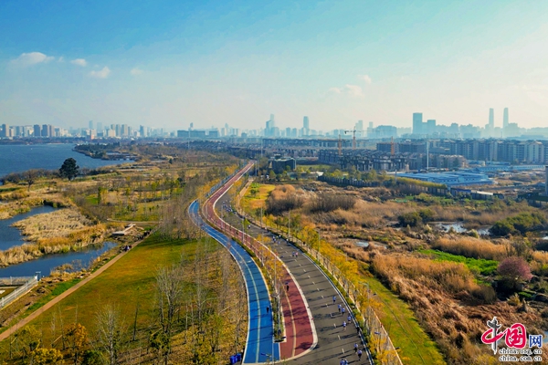 2023年“滇池绿道首届亲子乐跑嘉年华”10月29日开跑9博体育(图4)