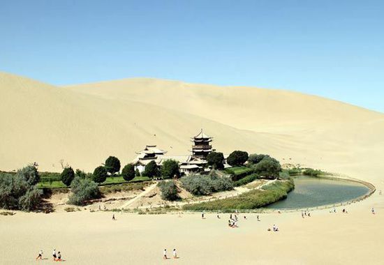 八月国内最值得去的10个美景之地