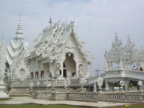 全球最不可思议的十二座寺庙 带着虔诚的心出发