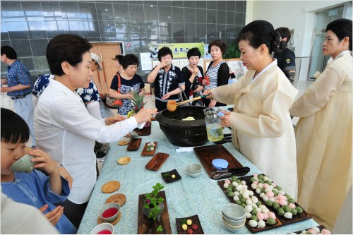 韩国人如何过"七夕节"?重祭祀讲究饮食
