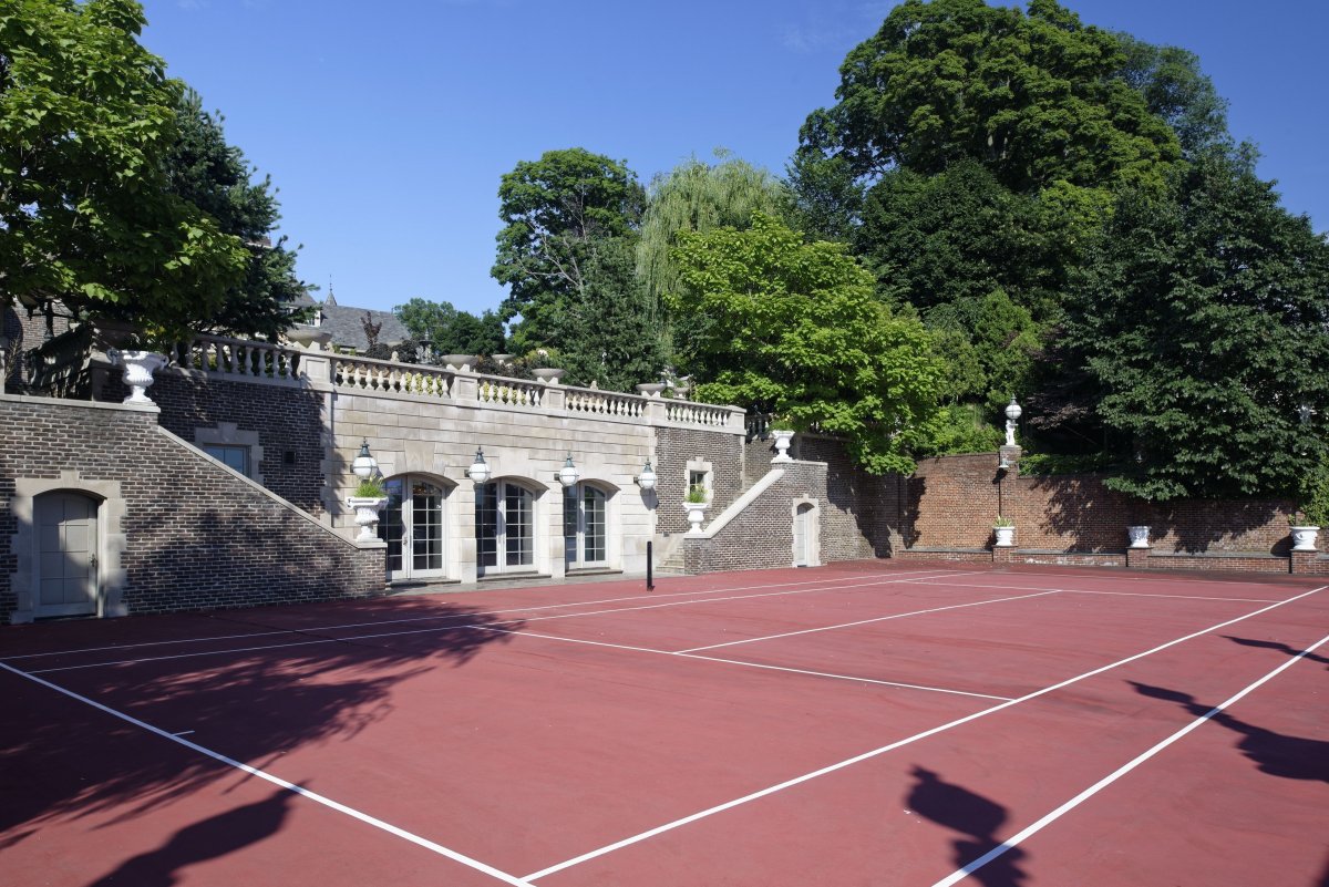 俄土豪1亿美金纽约长岛豪建城堡