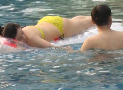 范冰冰象腿成致命痛 女星比粗腿雷翻全场（图）