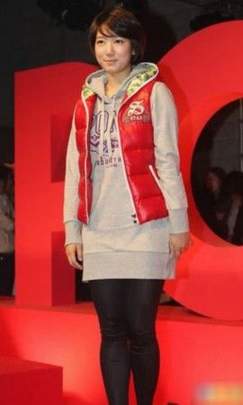 范冰冰象腿成致命痛 女星比粗腿雷翻全场（图）