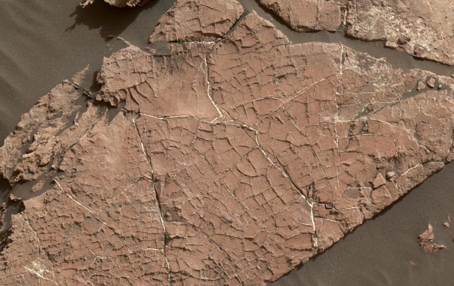 火星有水现新证据 30亿年前裂痕引人遐想
