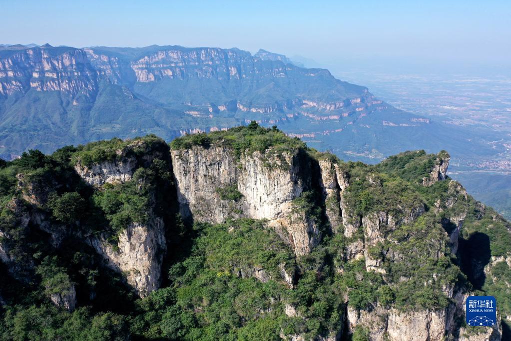 热点新闻从空中俯瞰山西省平顺县境内的太行山地貌,雄,奇,险,峻