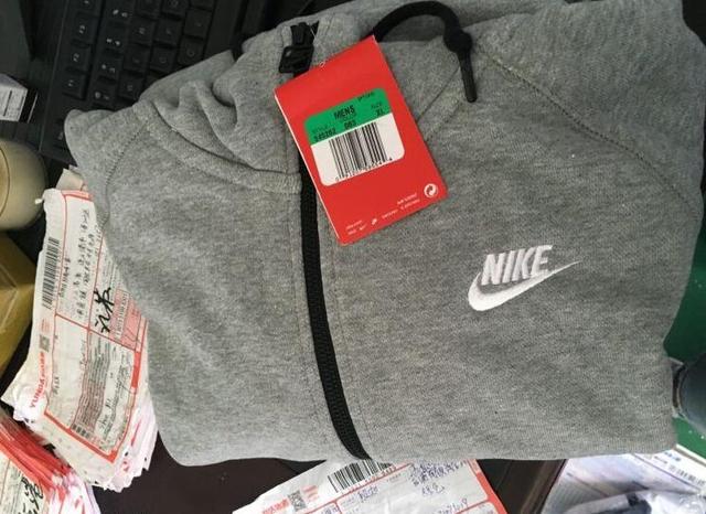 网购成问题服装重灾区 Prada耐克登黑榜