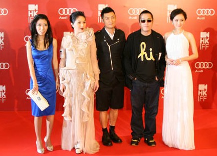 婴幼儿奶粉竞穿洋<em>马甲</em> 原产地造假事件频出_ 