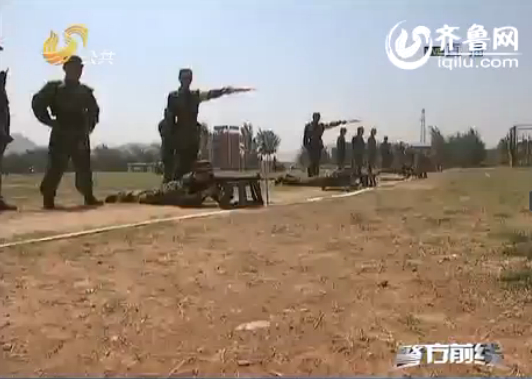 实弹训练。