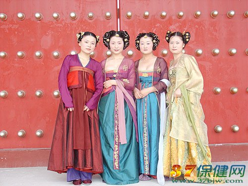 古代宫女怎打发寂寞