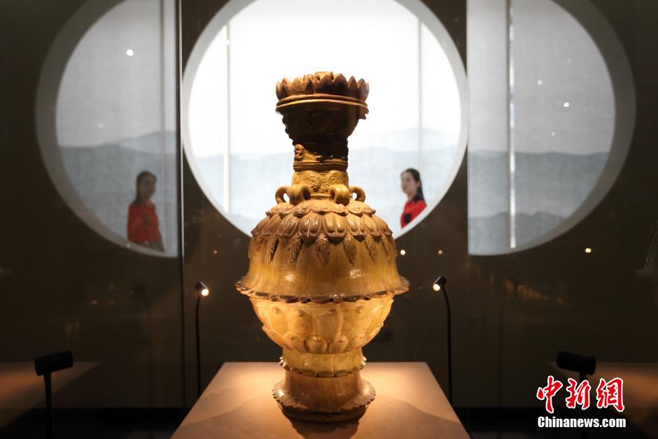 南京六朝博物馆开馆 千年文物揭神秘面纱
