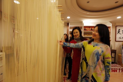 体验挂面制作 (1)