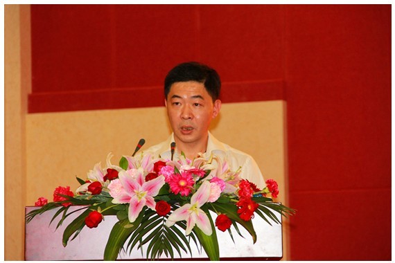 金鹿集团发放首批 张向荣特优奖学金