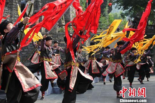 第八届中国长江三峡国际旅游节开幕（图）