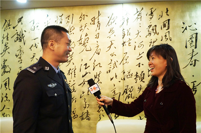海南省三亚旅游警察支队副支队长吴奇峰